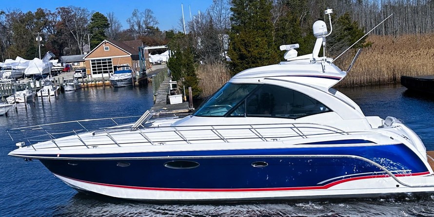 Formula 45 Yacht