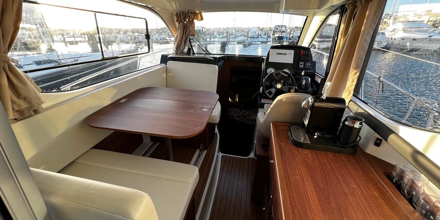 Quicksilver Activ 855 Weekend