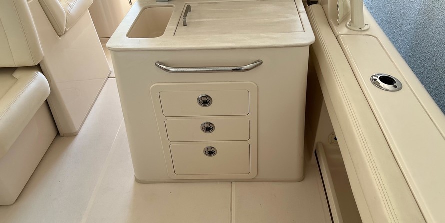 Grady-White Freedom 285