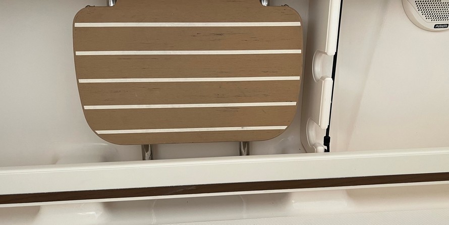 Grady-White Freedom 285