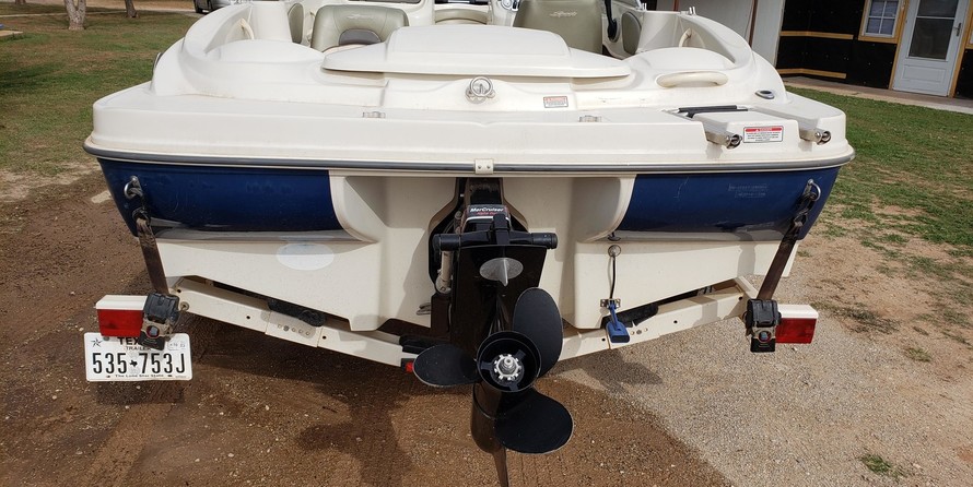 Sea ray 260 bow rider select