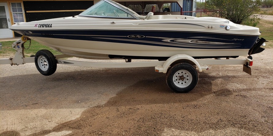 Sea ray 260 bow rider select