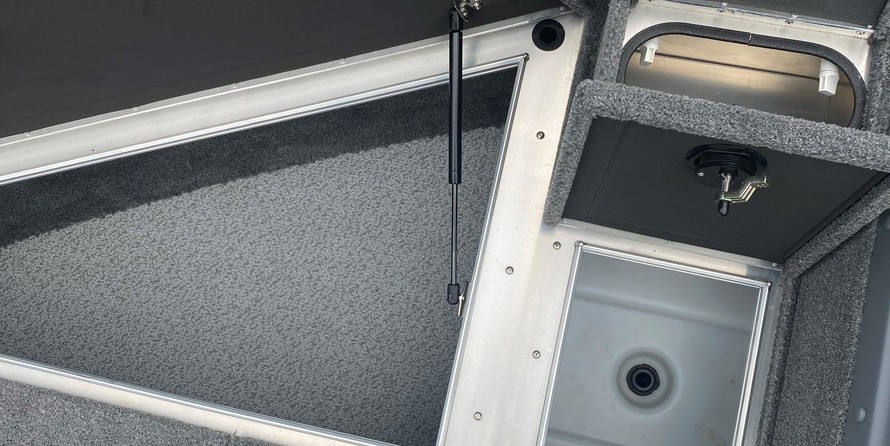 Lund Boats 2175 Pro-V Sport