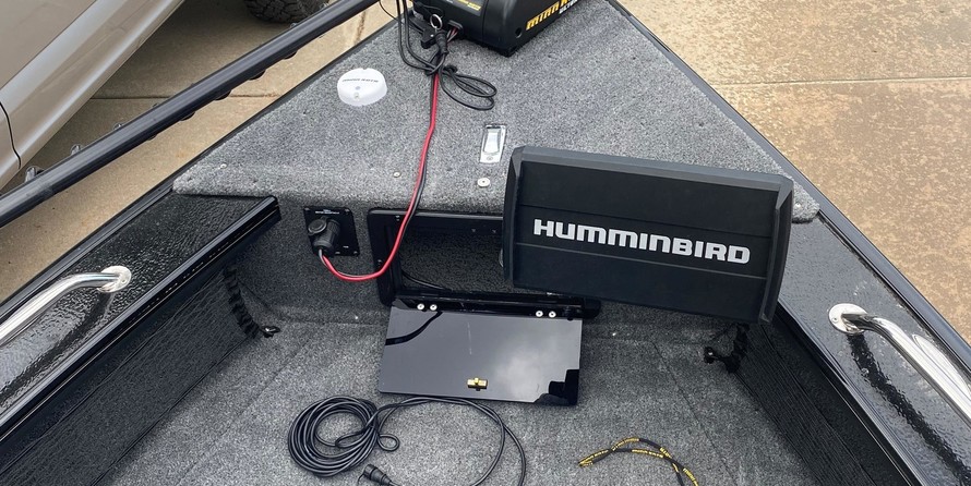 Lund Boats 2175 Pro-V Sport