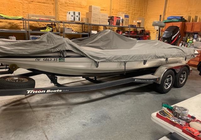 Triton Trailers TR 20