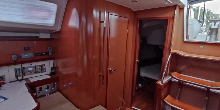 Beneteau Oceanis 54