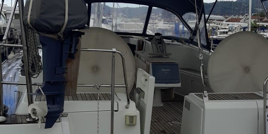Beneteau Oceanis 54