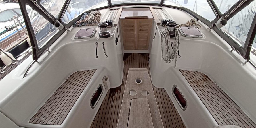Beneteau Oceanis 54