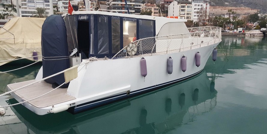 Bluewater yachts 42 coastal cruiser