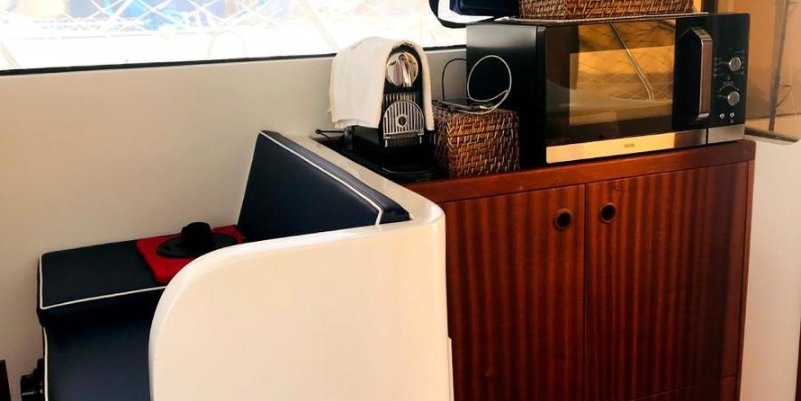 Bluewater yachts 42 coastal cruiser
