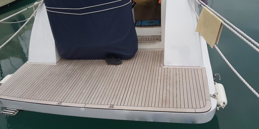 Bluewater yachts 42 coastal cruiser