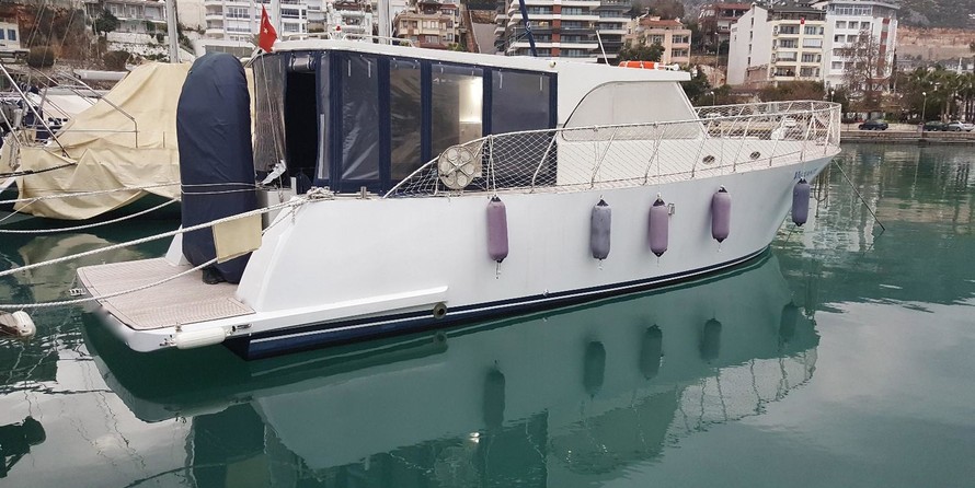 Bluewater yachts 42 coastal cruiser