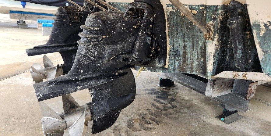 Chaparral 330 Signature