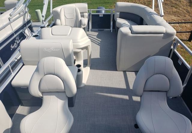 Sunchaser Boats Oasis 18 Fish