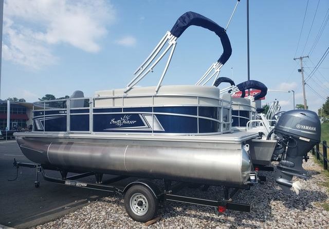 Sunchaser Boats Oasis 18 Fish