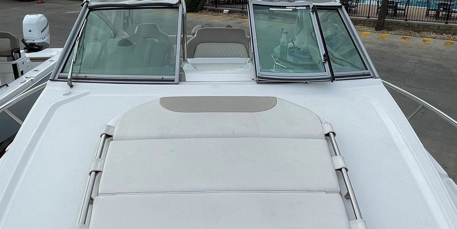 Chaparral 310 Signature