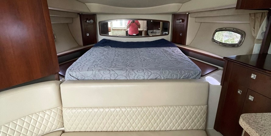 Chaparral 310 Signature