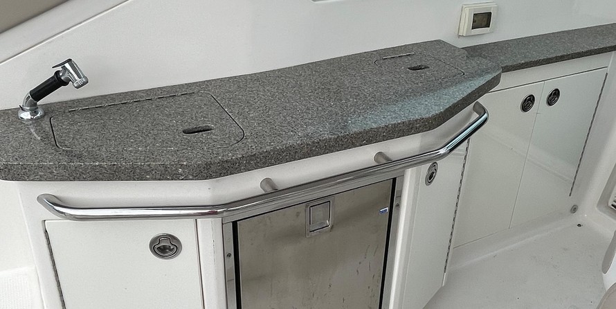 Chaparral 310 Signature