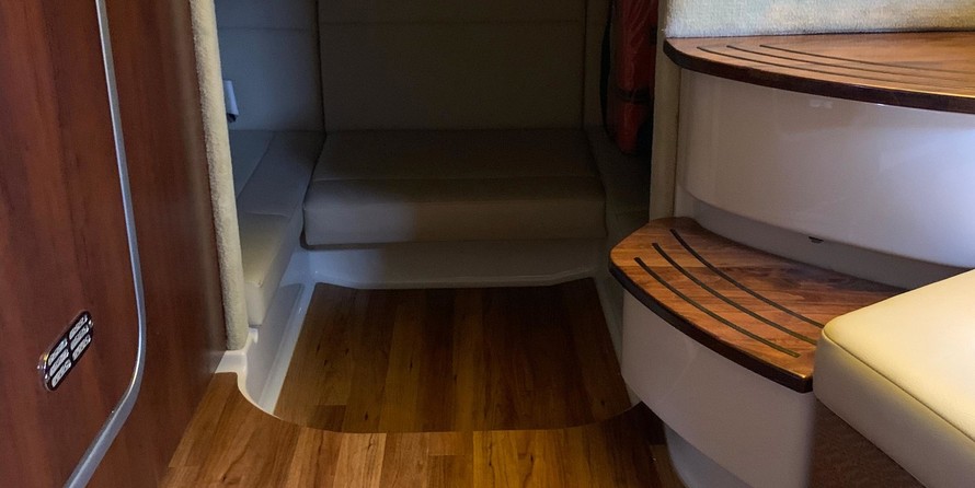 Chaparral 310 Signature