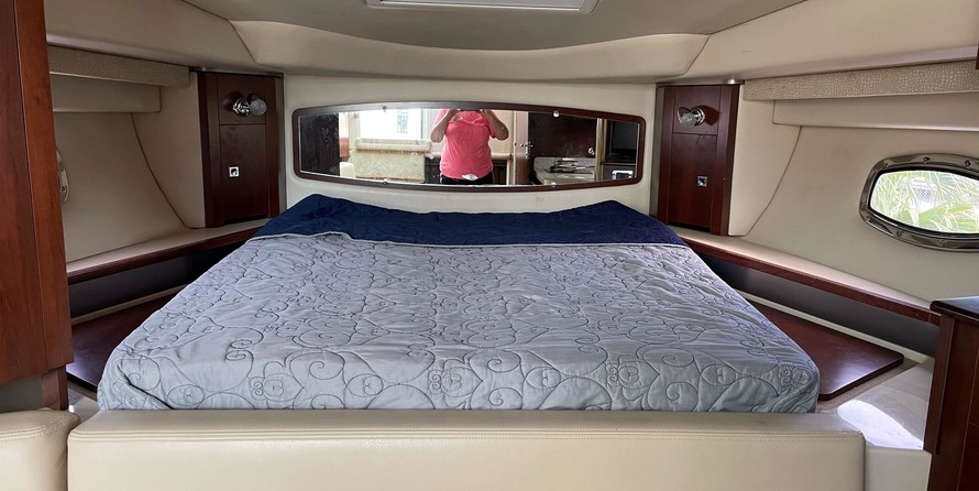 Chaparral 310 Signature