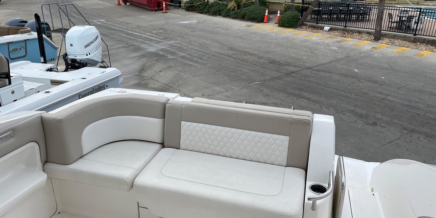 Chaparral 310 Signature