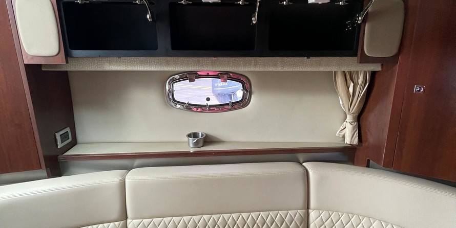 Chaparral 310 Signature