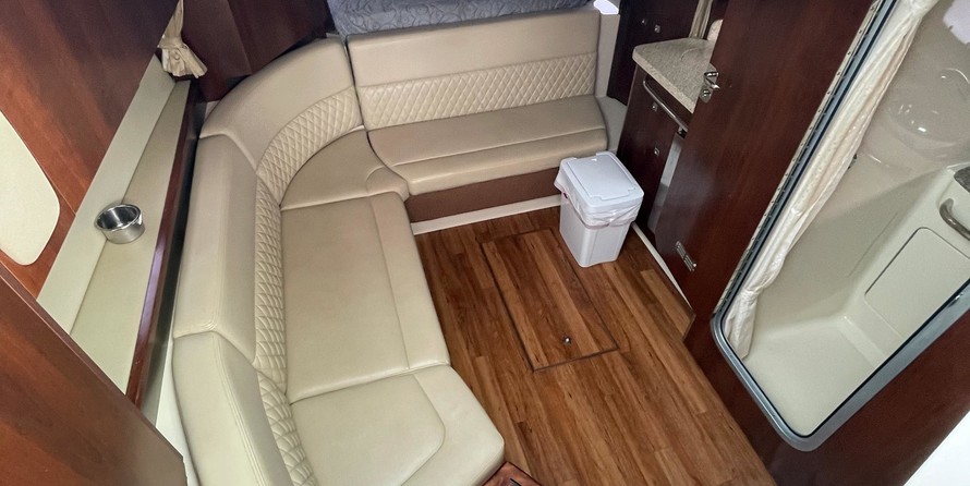 Chaparral 310 Signature