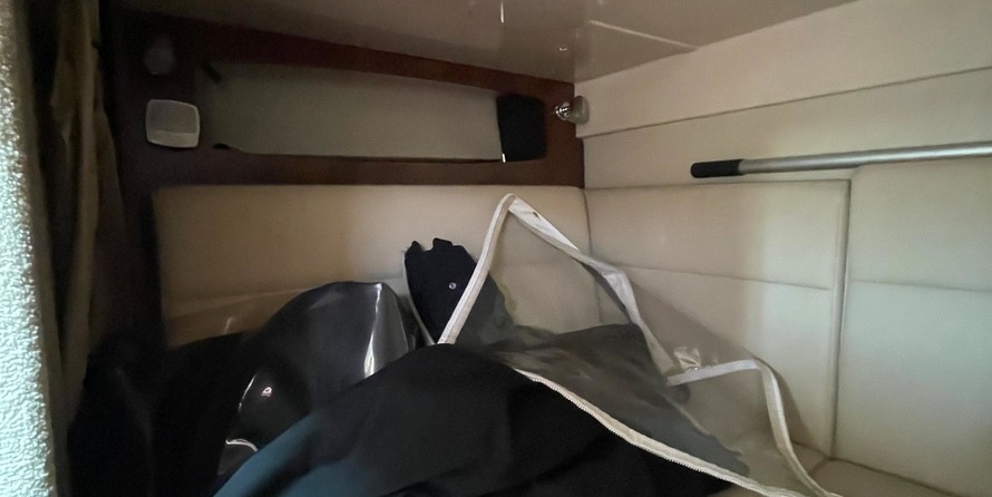 Chaparral 310 Signature