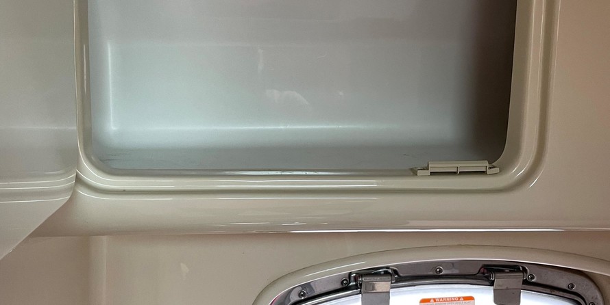 Chaparral 310 Signature