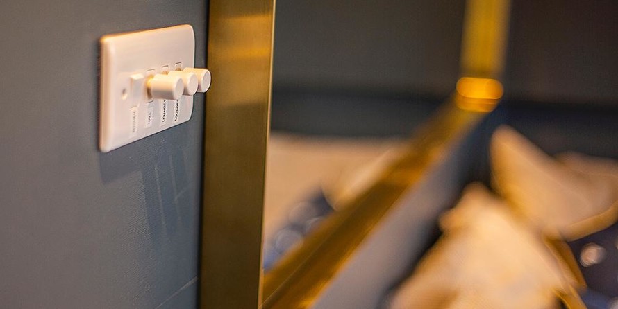 Wide beam narrowboat 65 x 12 hanbury monarch