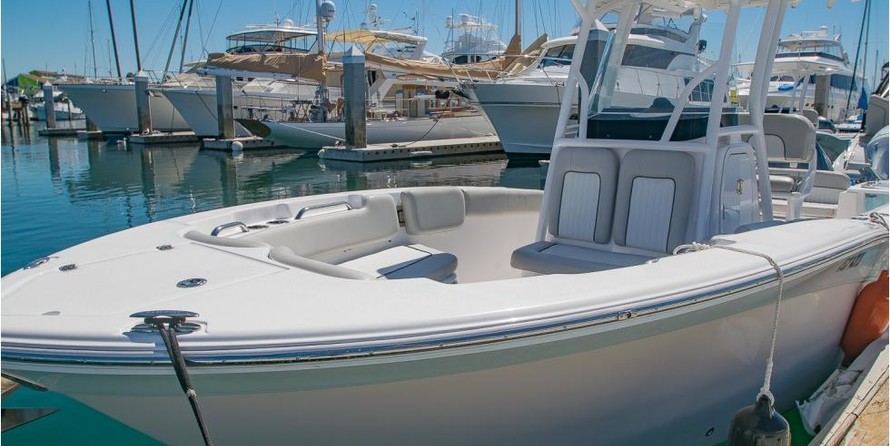 228 Sea Fox Commander