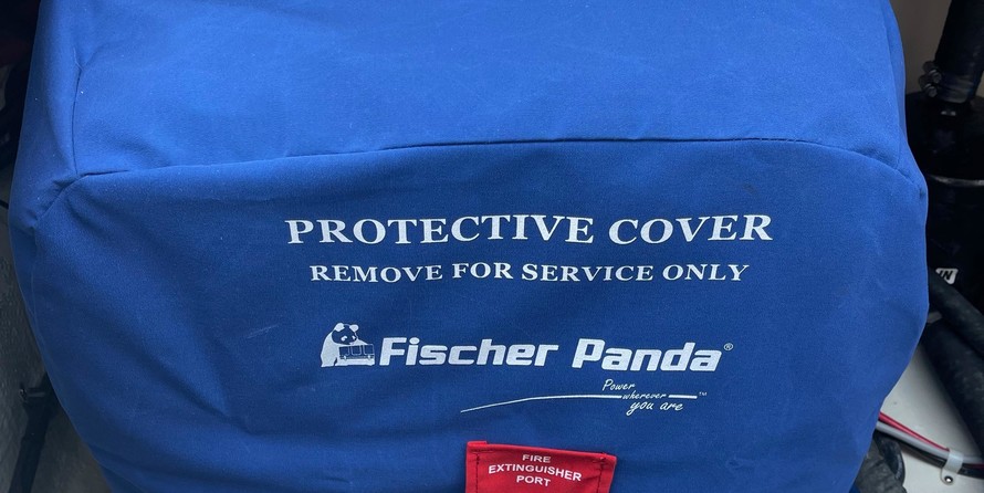 Grady-White Freedom 335