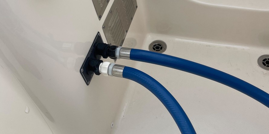 Grady-White Freedom 335