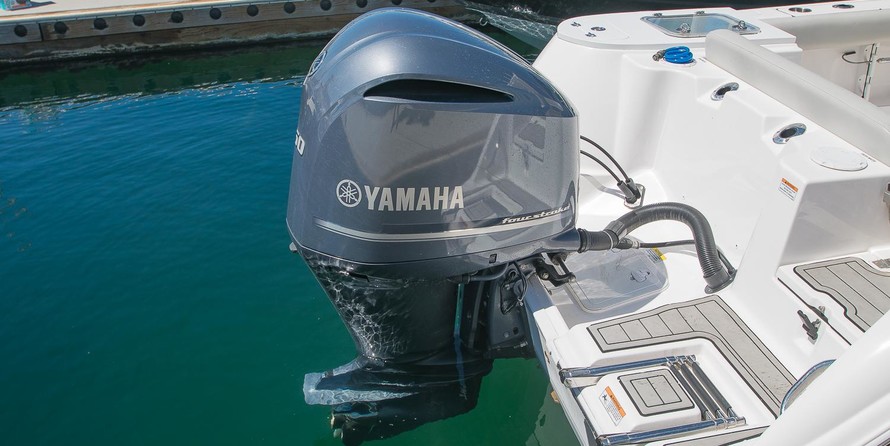 248 Sea Fox Commander