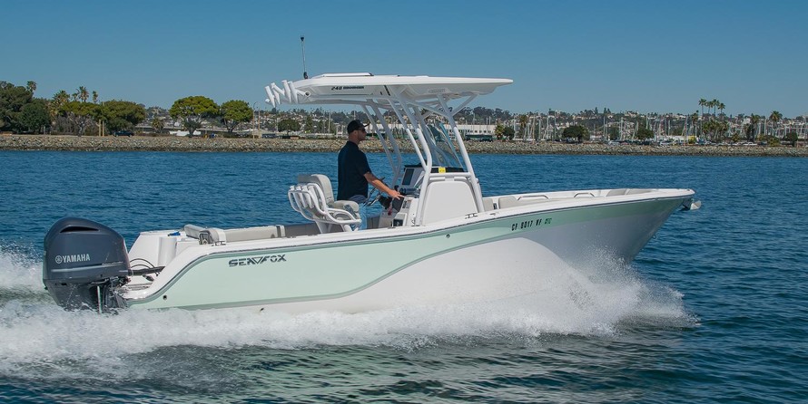 248 Sea Fox Commander