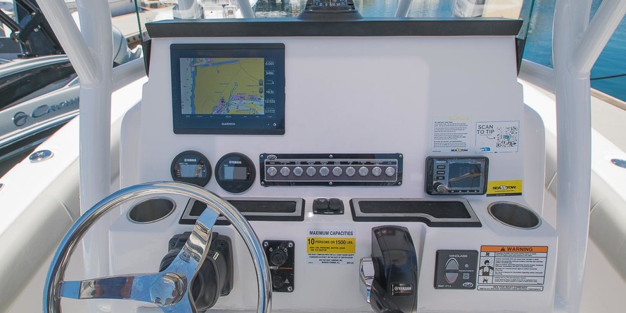 248 Sea Fox Commander