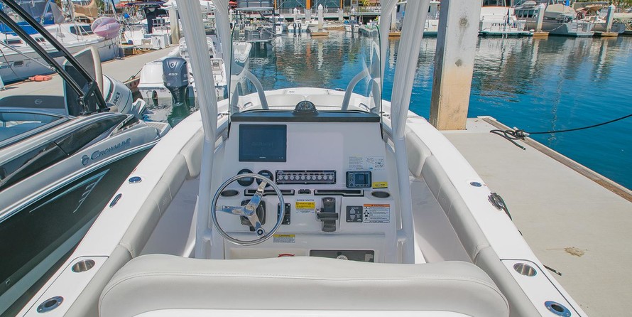 248 Sea Fox Commander