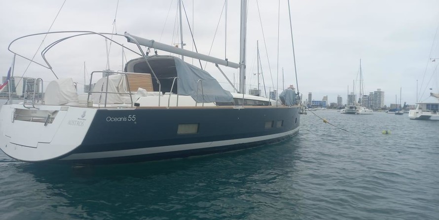 Beneteau Oceanis 55