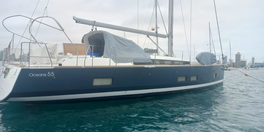 Beneteau Oceanis 55