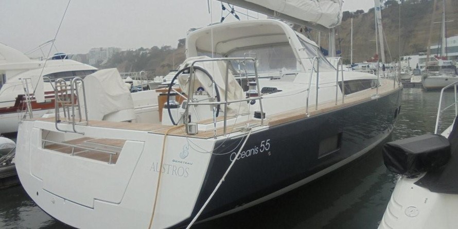 Beneteau Oceanis 55