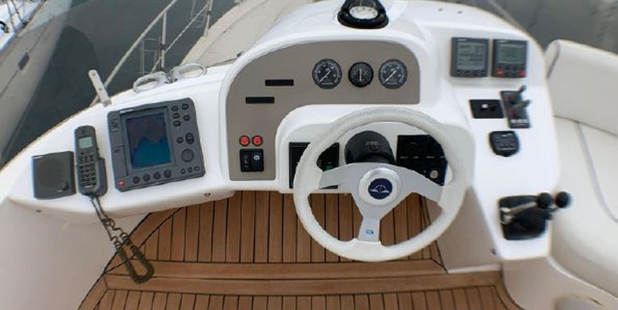 Sealine F37