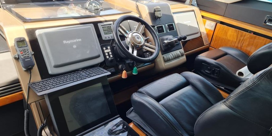 Fairline 55 Squadron