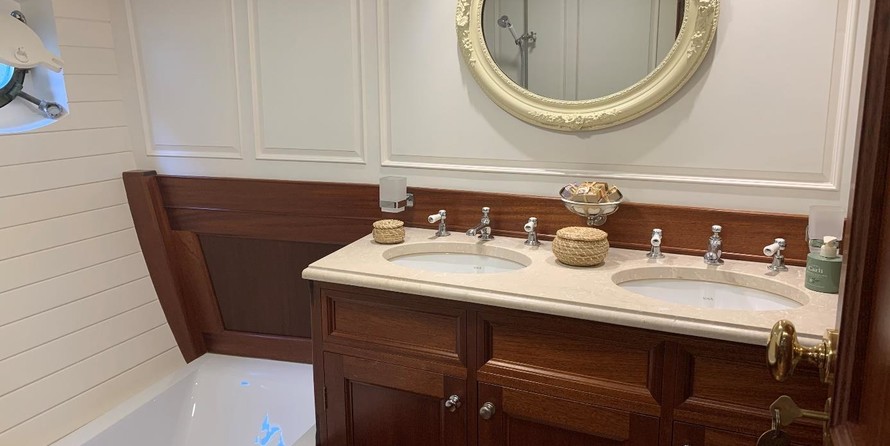 Custom co.na.vi viareggio goletta trireme