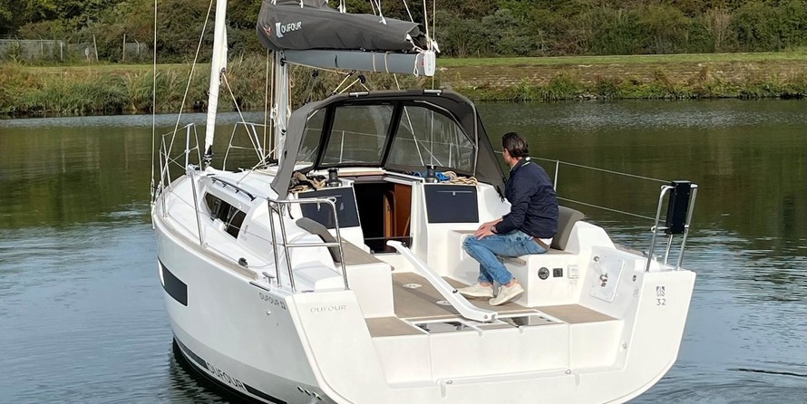 Dufour 32