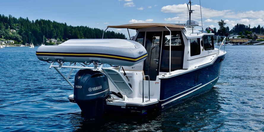 Ranger tugs r27