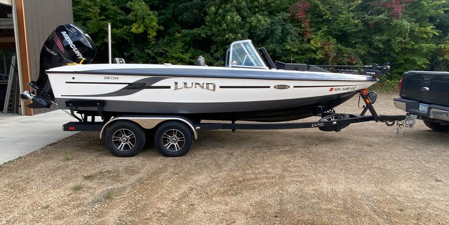 Lund Boats 208 Tyee GL