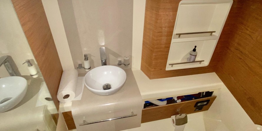 Chris-Craft Launch 38