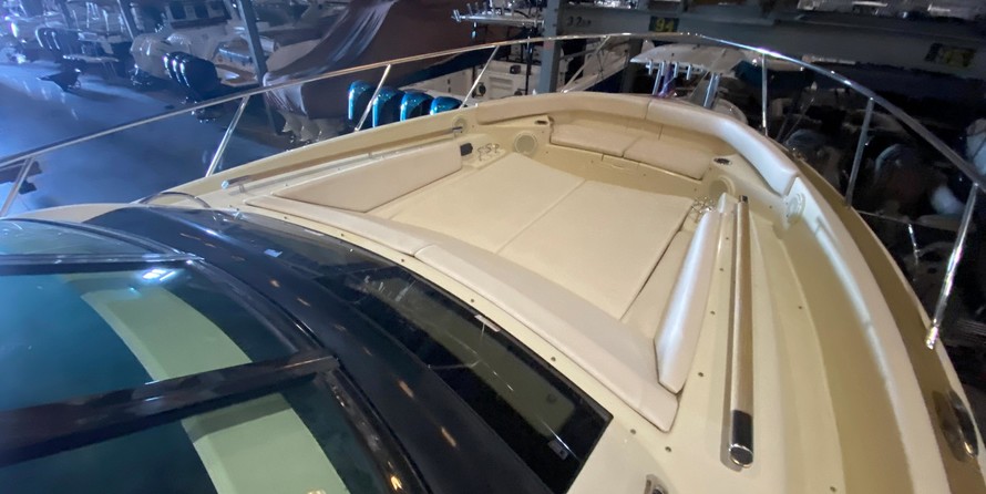 Chris-Craft Launch 38