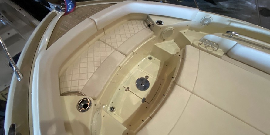 Chris-Craft Launch 38