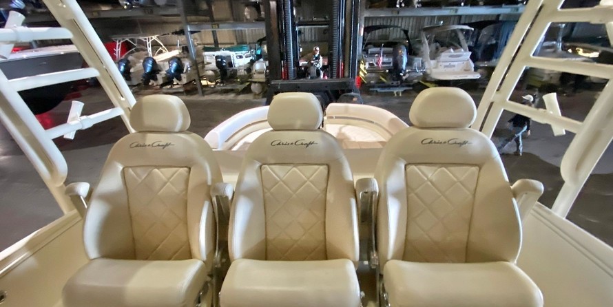 Chris-Craft Launch 38